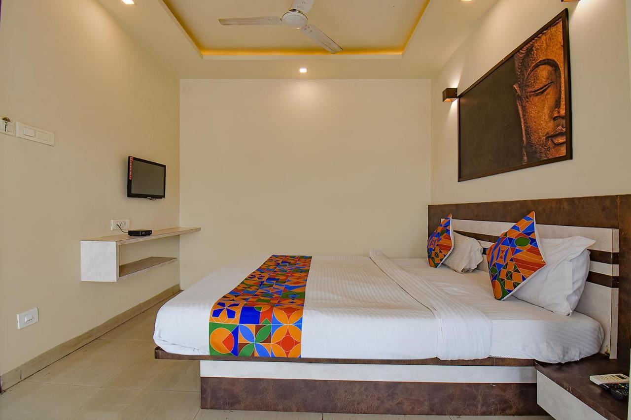 Fabhotel Royce Studio Apartments - Nr Pune International Airport Buitenkant foto