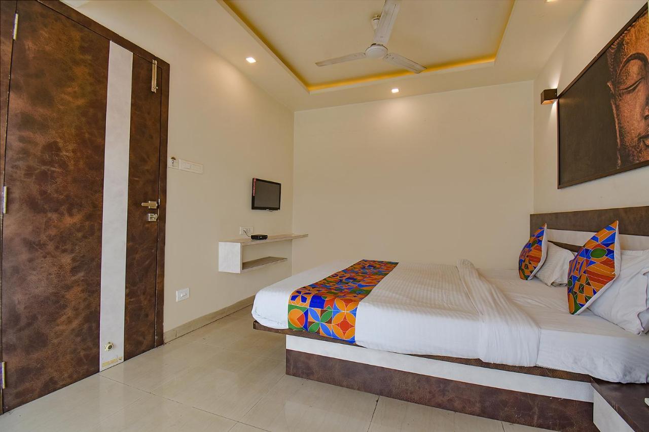 Fabhotel Royce Studio Apartments - Nr Pune International Airport Buitenkant foto